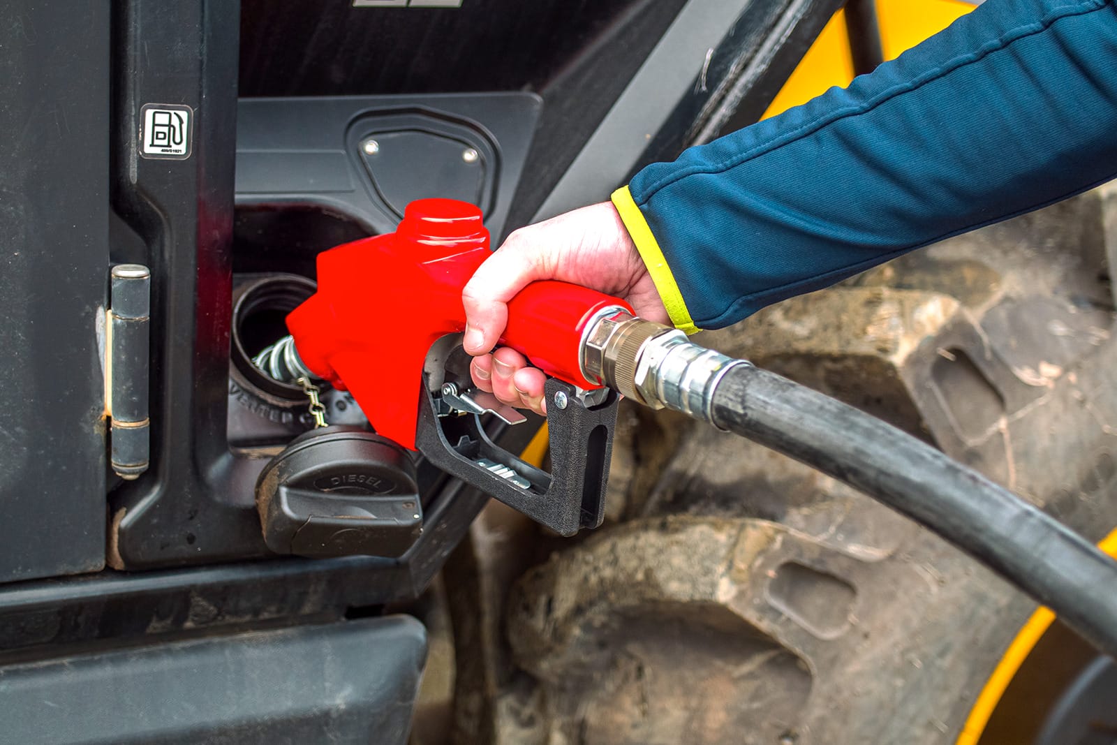 1200L DieselPatrol15™ Diesel Fuel Trailer - Image 13