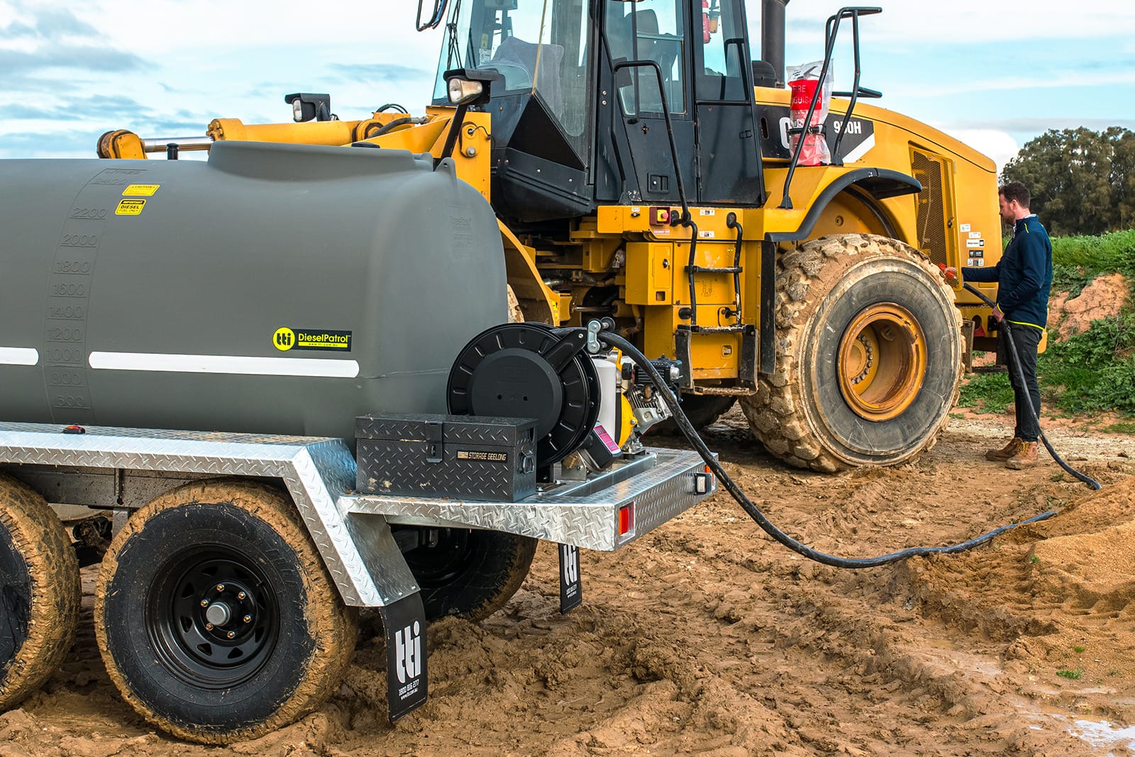 800L DieselPatrol15™ Diesel Fuel Trailer - Image 7