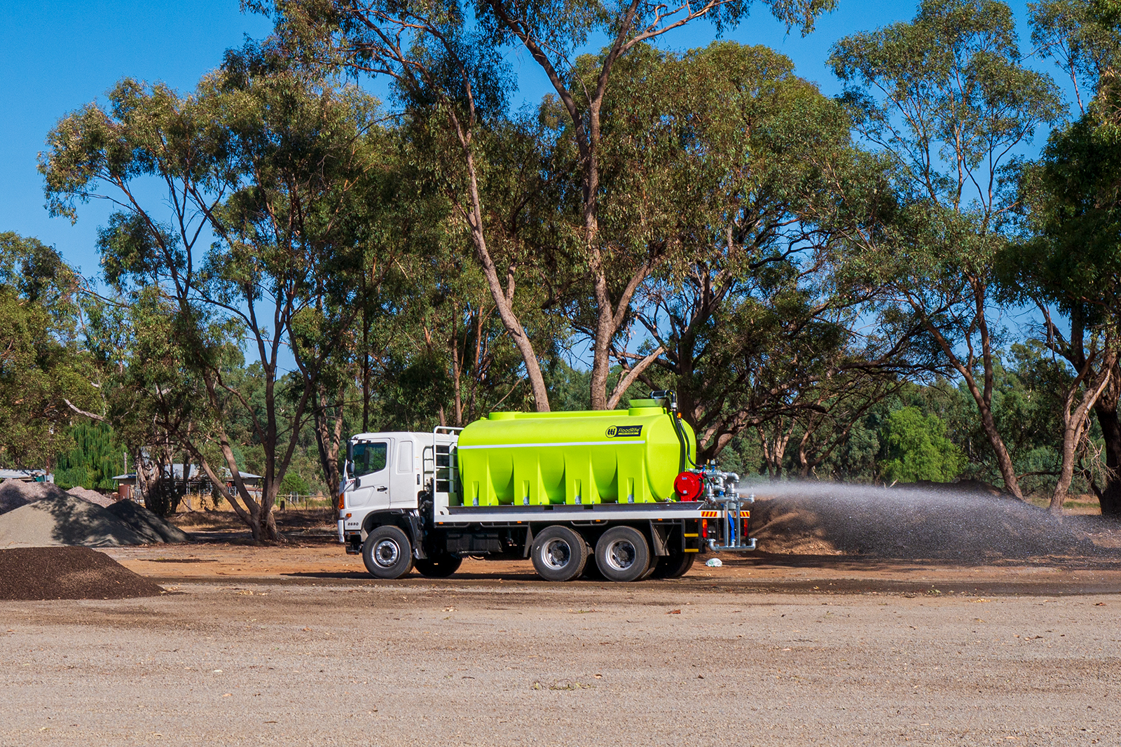 13000L AquaTrans™ Portable Water Cartage Tank (Low Profile) - Image 8