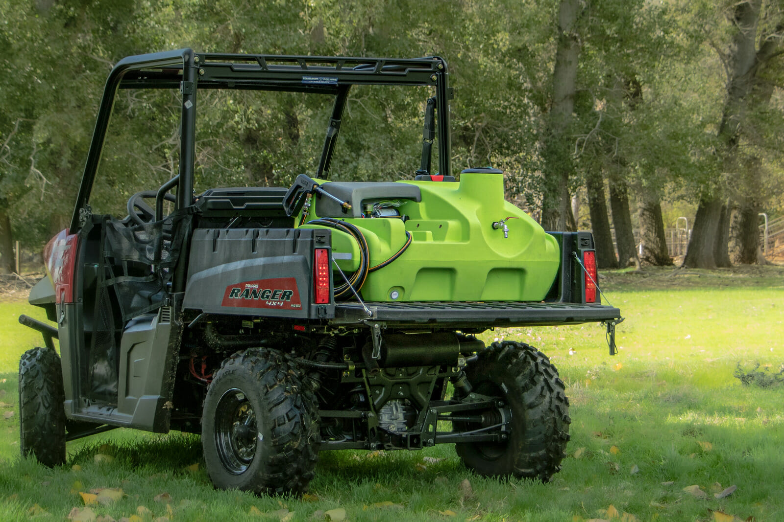 150L OnDeck™ UTV Sprayer (12v Pump) - Image 4