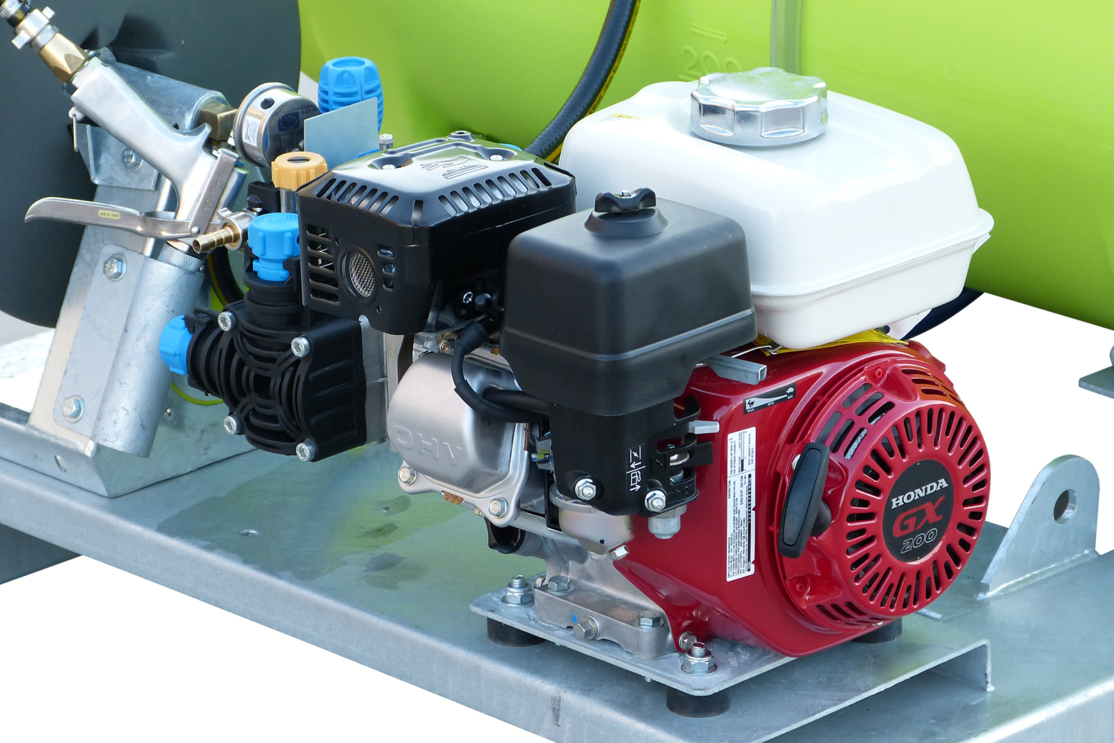 600L TopCrop™ Slip On Field Sprayer - Image 9