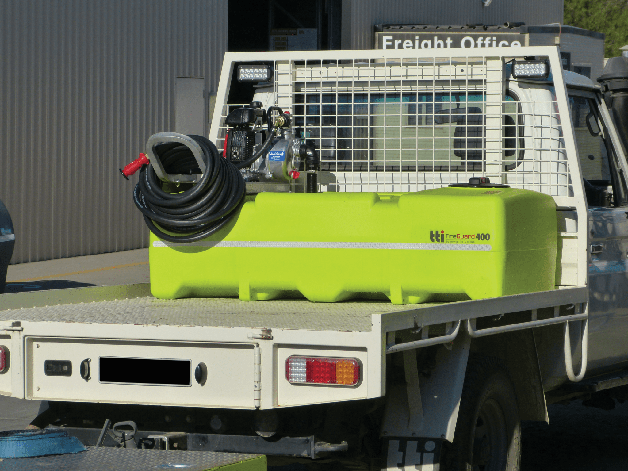 400L FireCombat™ Portable Fire Fighter - Image 4