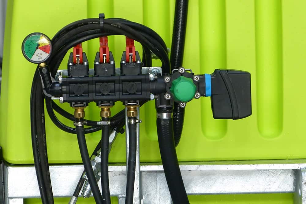 1000L LinkOn™ 3PL Tractor Boom Sprayer - Image 14