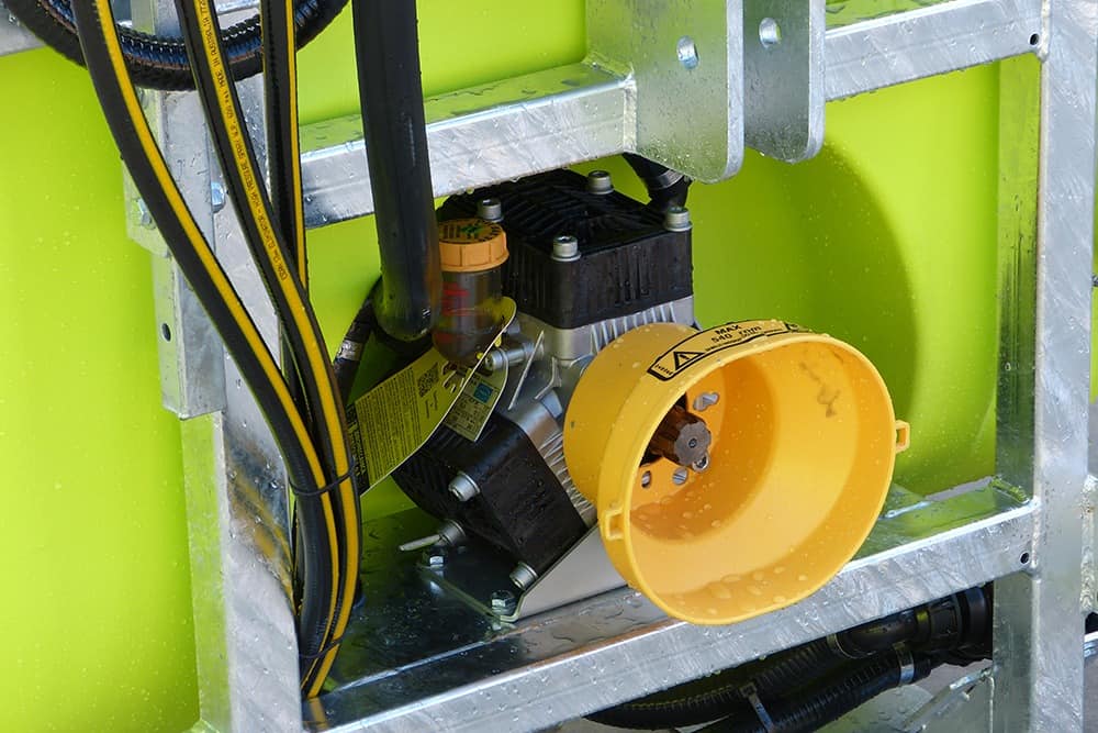 400L LinkOn™ 3PL Tractor Boom Sprayer - Image 11