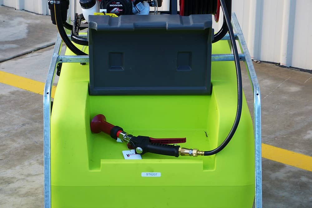 400L SpotPro™ Field Sprayer with 12L/min Pump (Deluxe) - Image 3