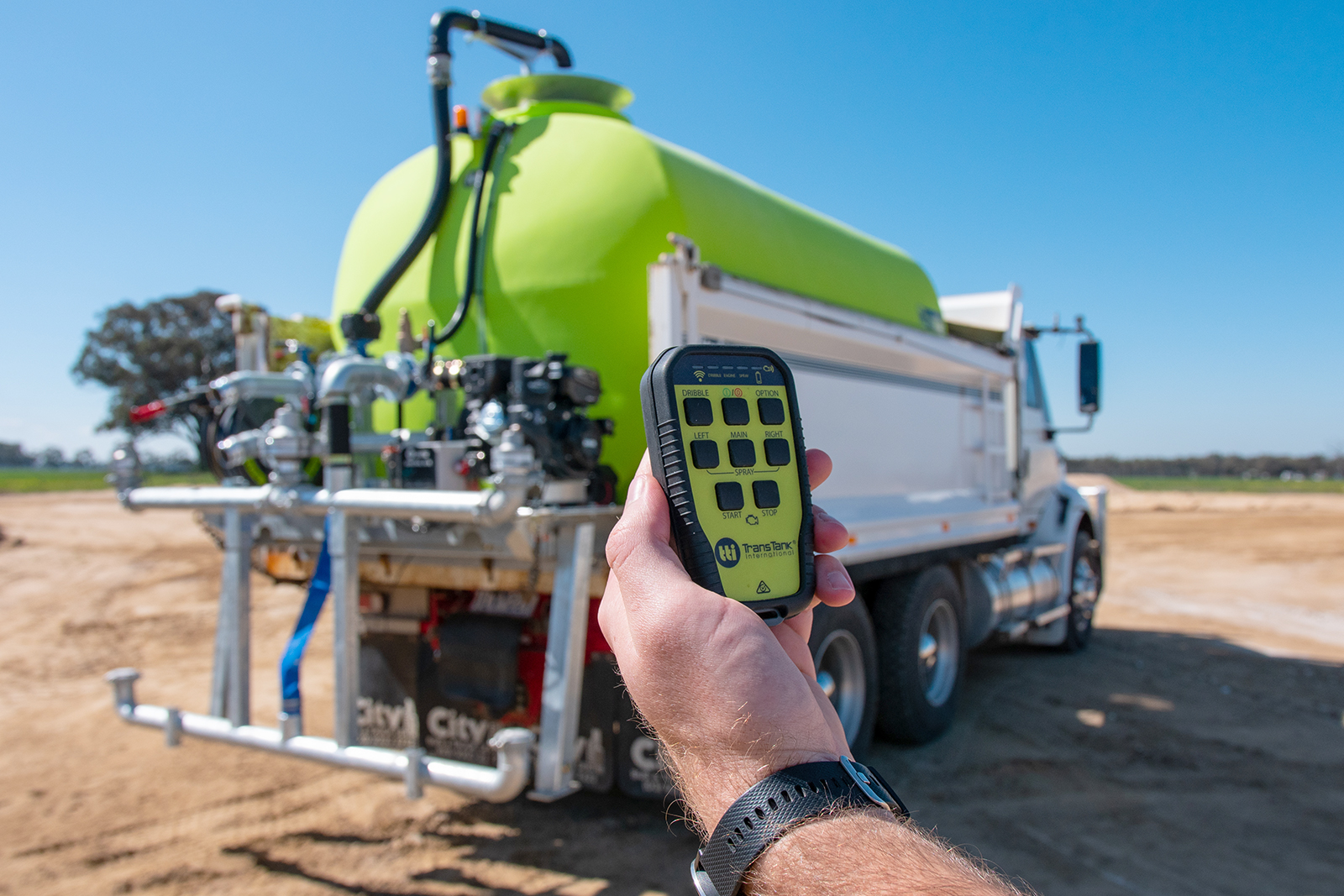 10000L FloodRite™ Slip On Water Cart - Image 4