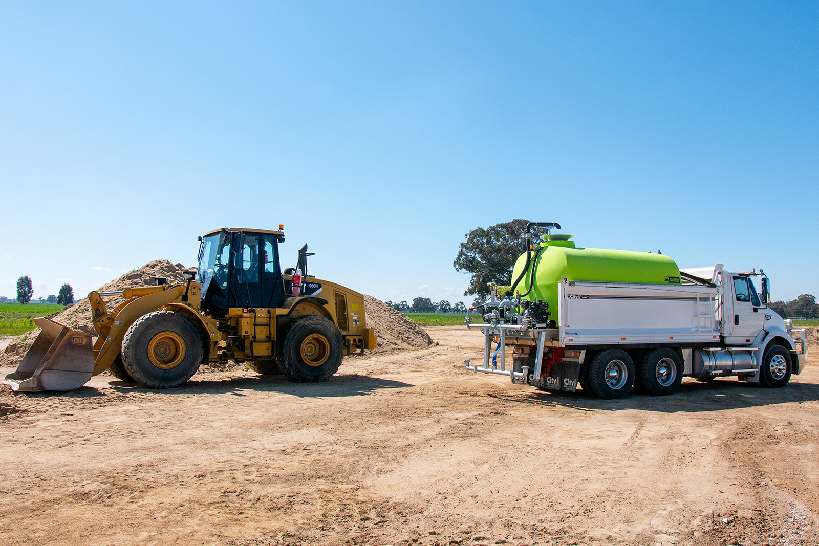 10000L FloodRite™ Slip On Water Cart - Image 9
