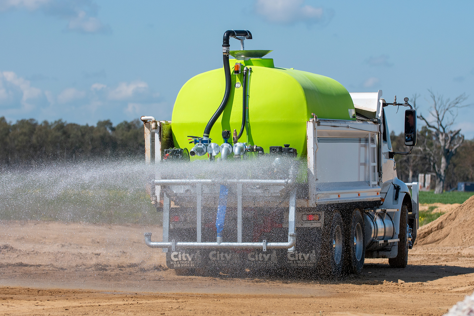 10000L FloodRite™ Slip On Water Cart - Image 10
