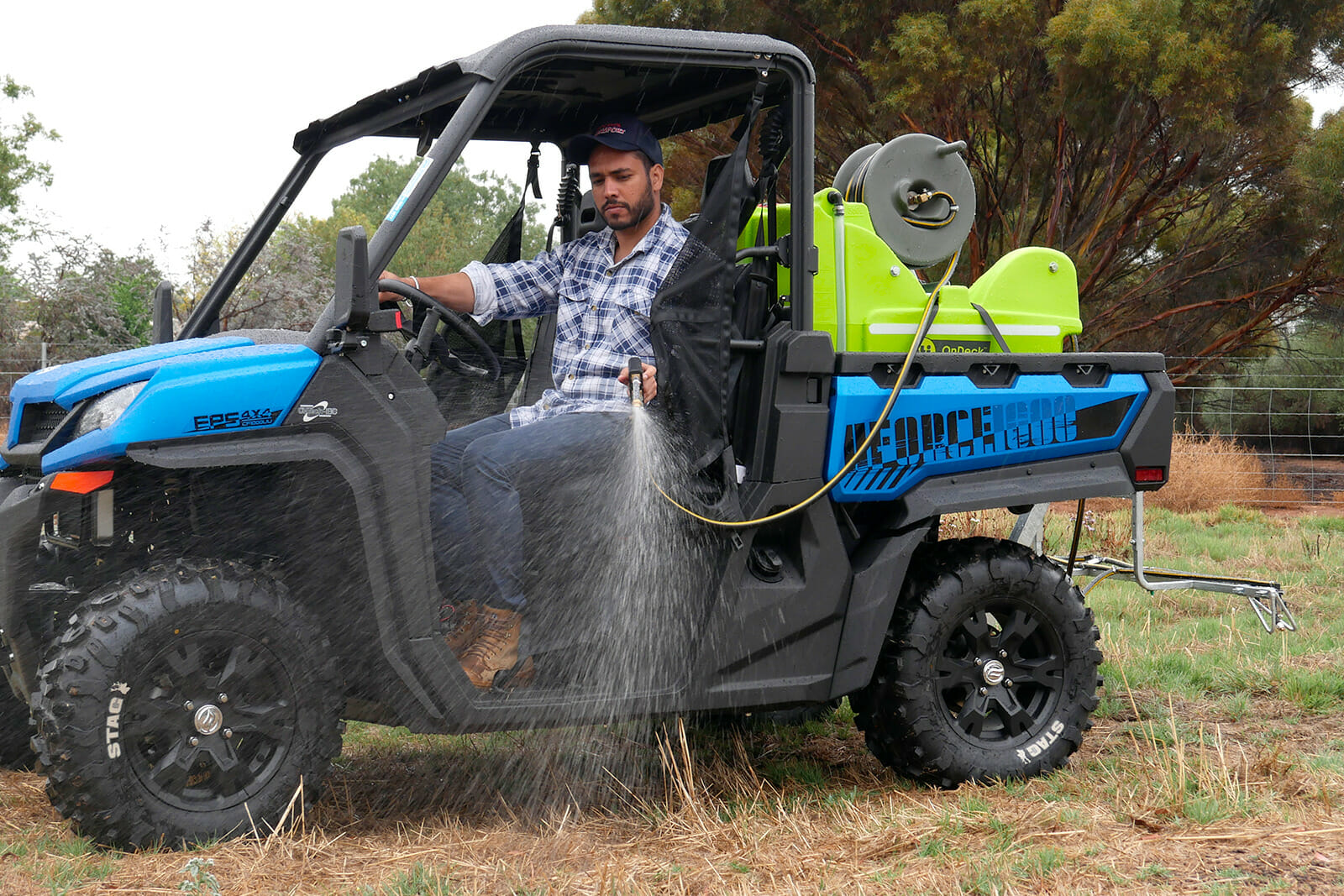 300L OnDeck™ UTV Sprayer (Honda GX200) - Image 4