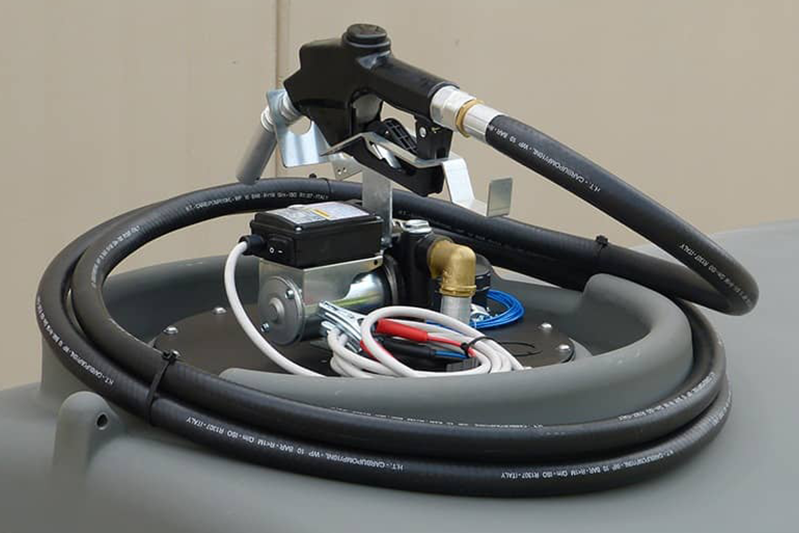 Free-Standing Diesel Tank motor with a hose