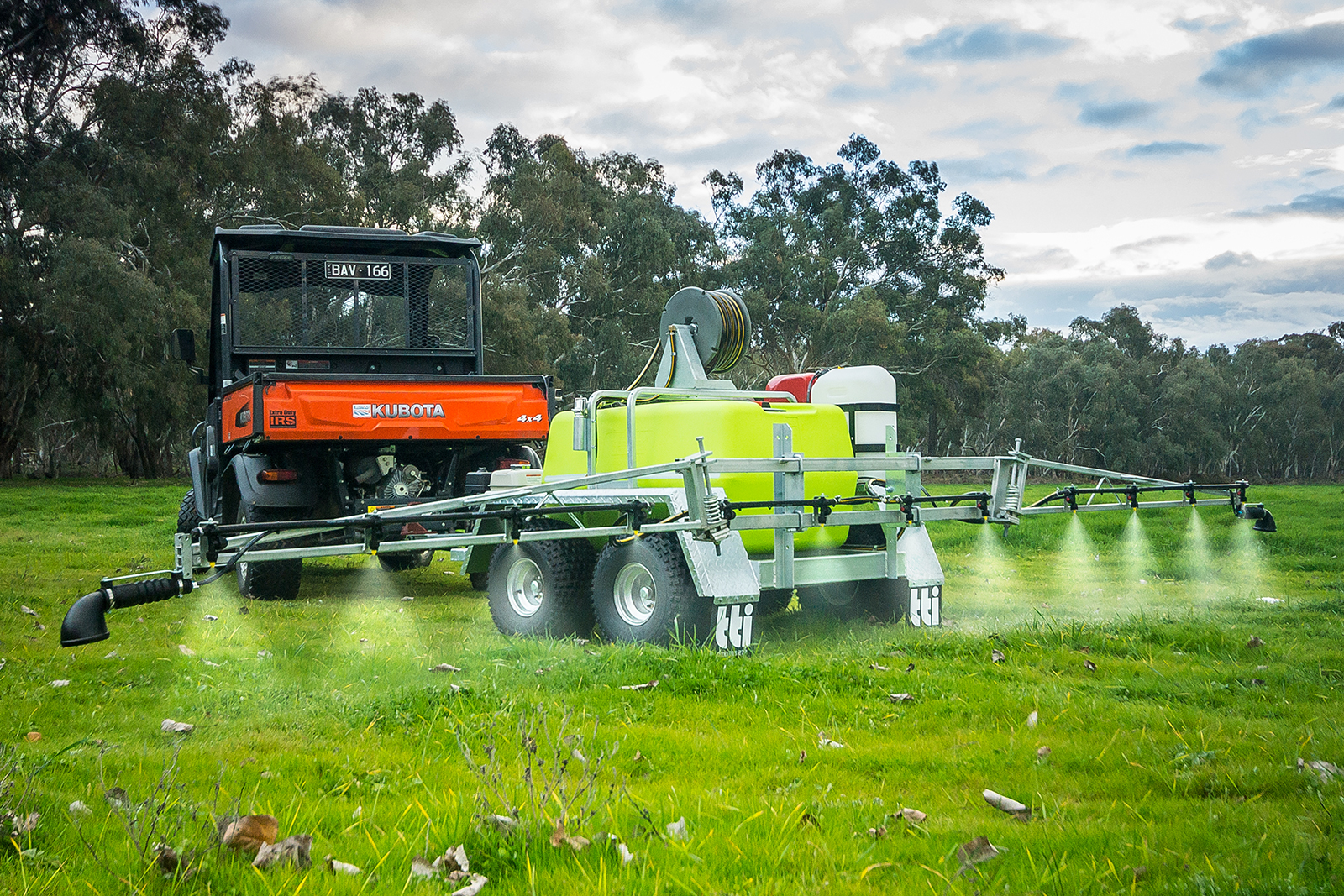 400L TrailPro™ Deluxe ATV Trailer Sprayer - Image 4