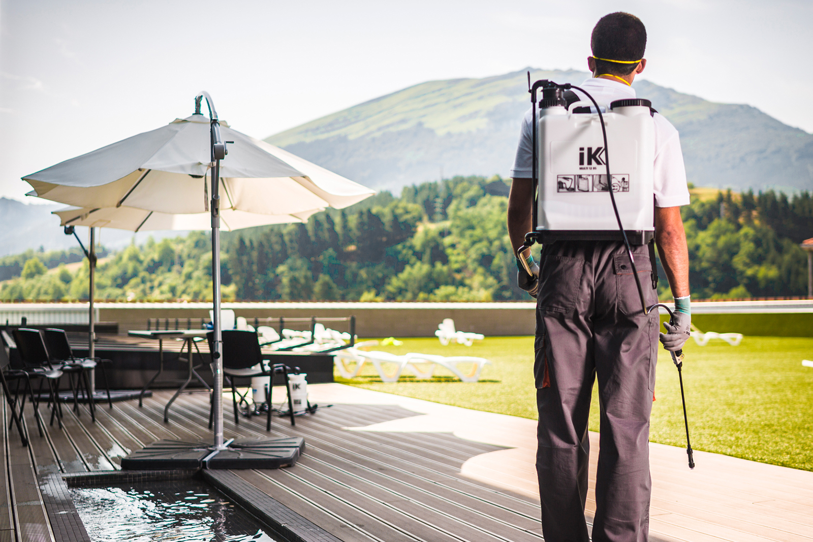 12L IK™ Industrial Knapsack Sprayer - Image 5