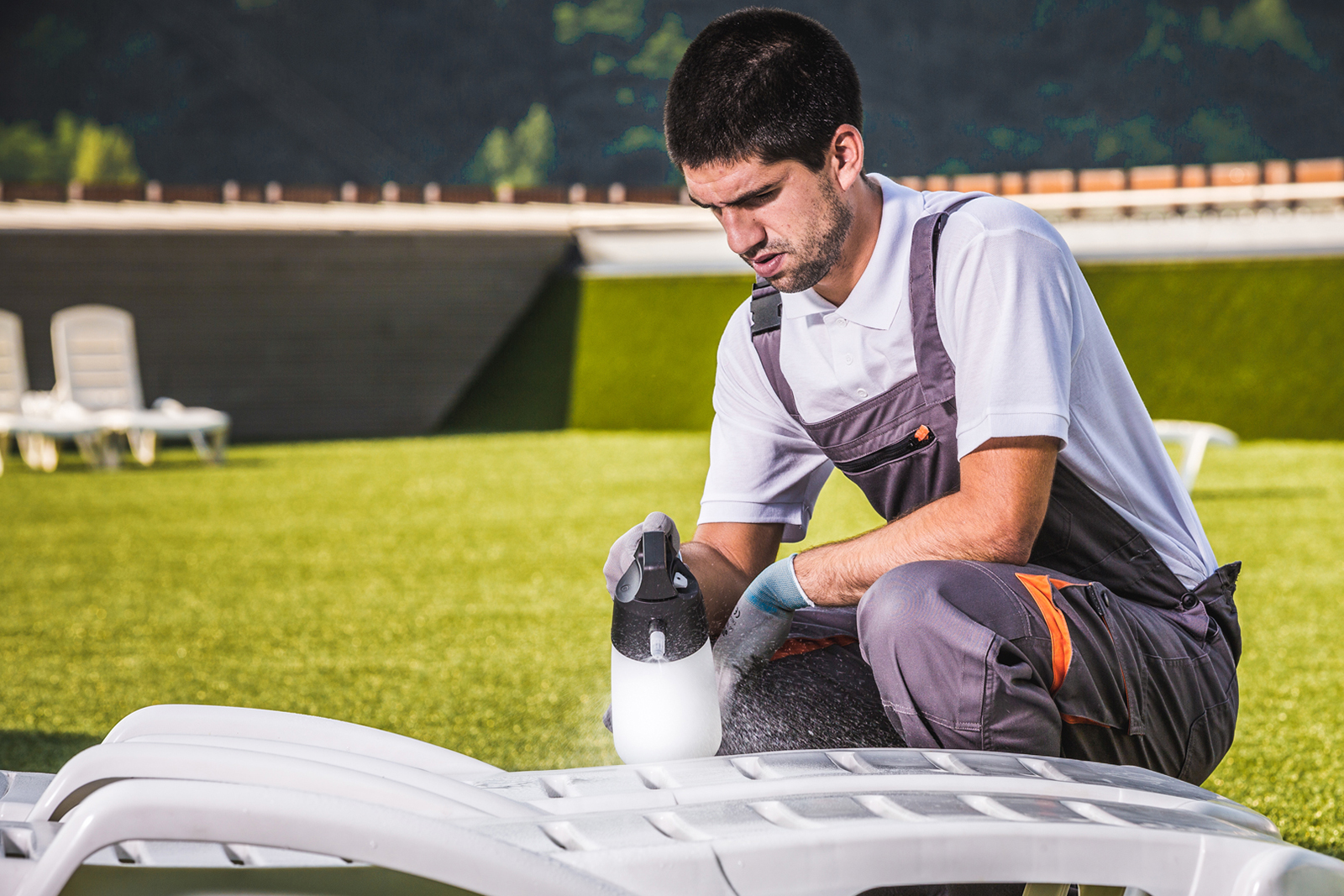 1L IK™ Industrial Hand-Held Sprayer - Image 6