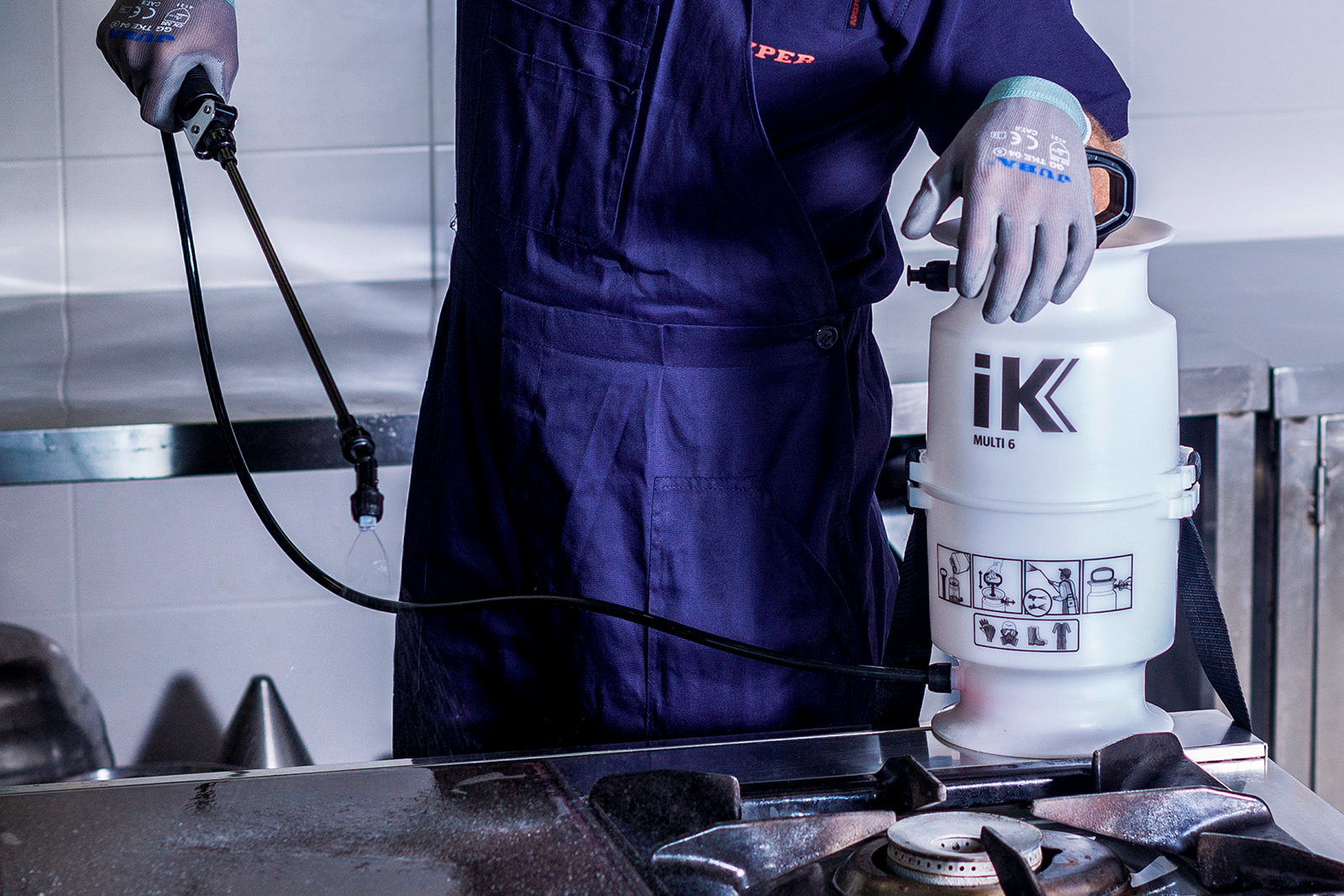 6L IK™ Industrial Hand-Held Sprayer - Image 3