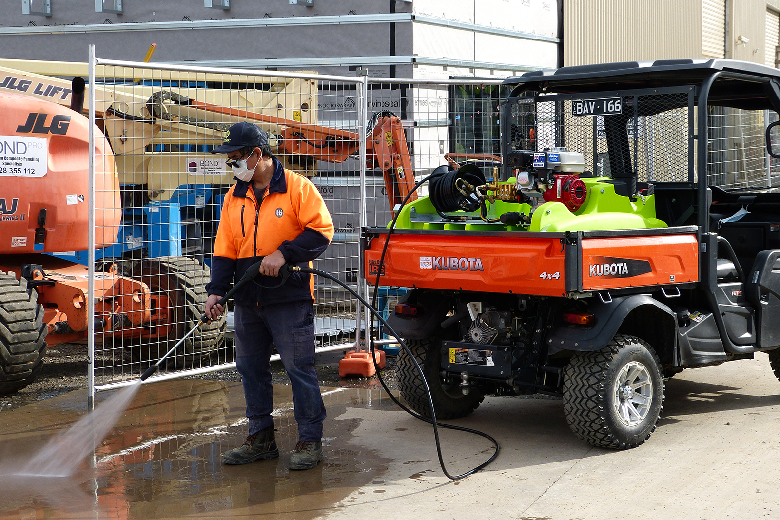 300L PressureBoss™ Compact Pressure Cleaning Unit - Image 4