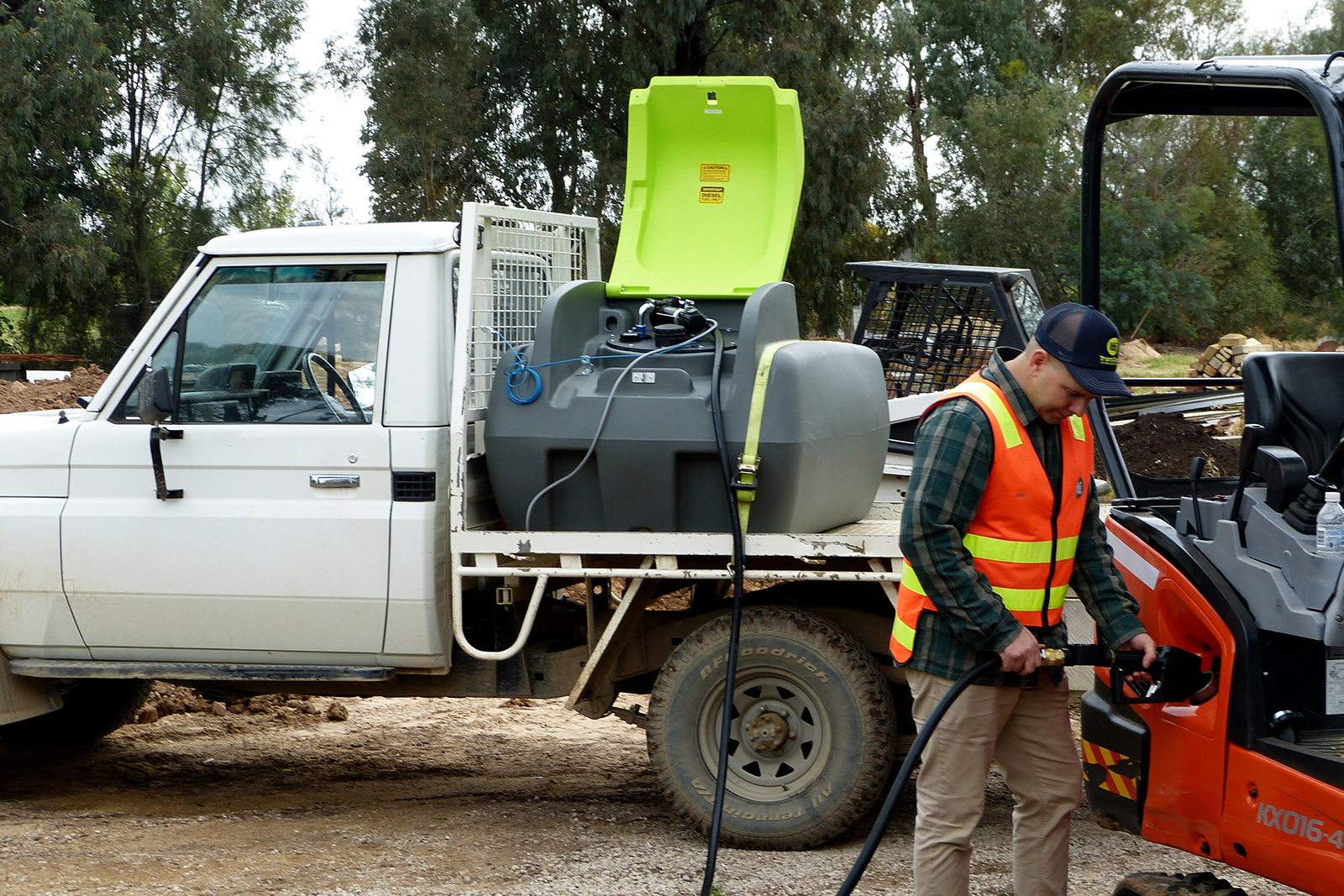 800L DieselCaptain™ Portable Diesel Fuel Tank Pod - Image 9