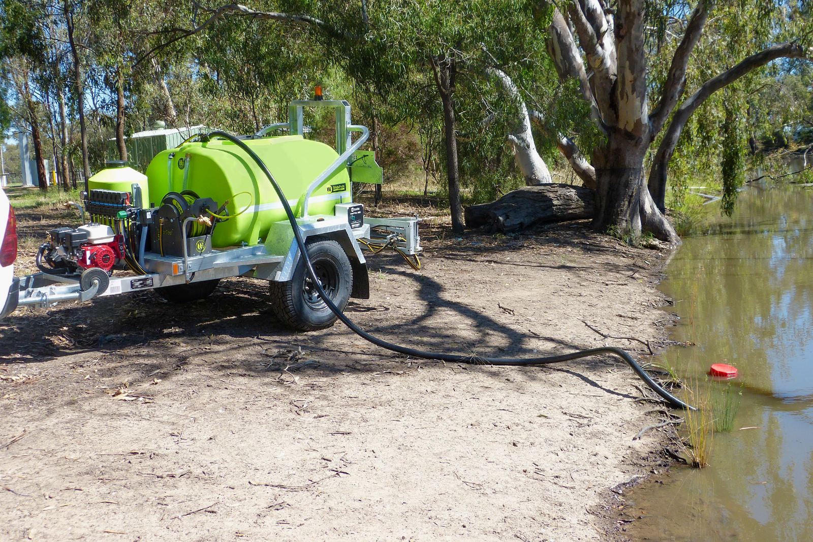 1000L GlidePath™ Trailed Boom Sprayer - Image 8